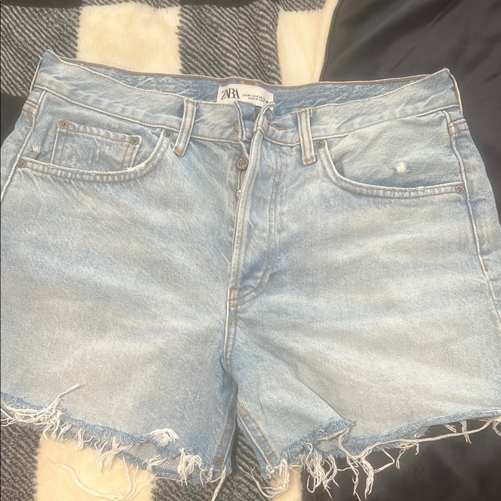 Zara Women's Faded Blue Jean Shorts
